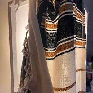 Boutique ribbed soft 4ft picnic blanket